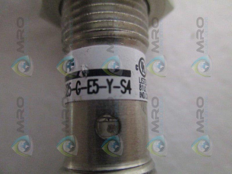 BALLUFF BES516-325-G-E5-Y-S4 INDUCTIVE PROXIMITY SWITCH  NSNP