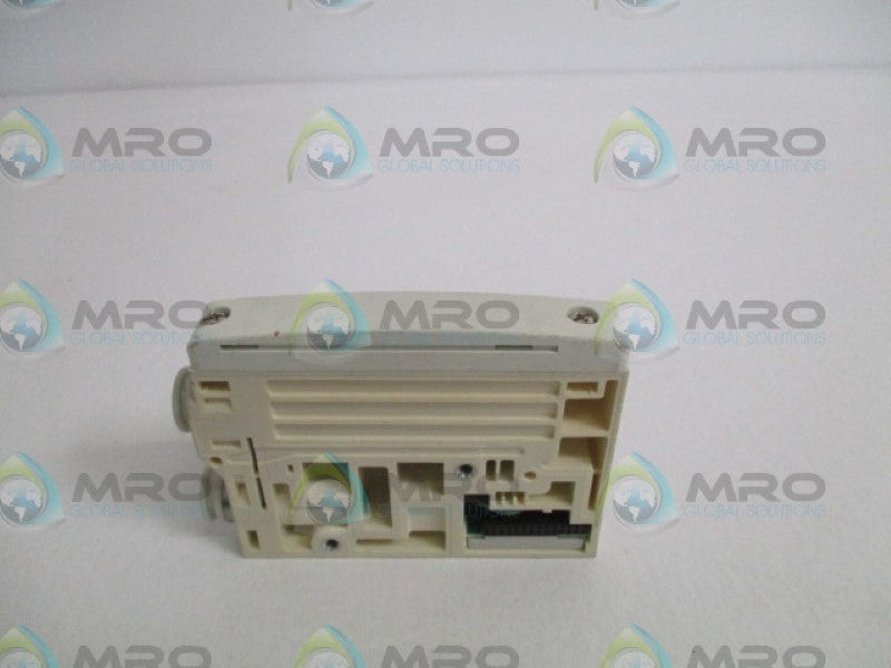 SMC VVQC2000-3A-1-C10 MANIFOLD END PLATE *NEW IN FACTORY BAG*