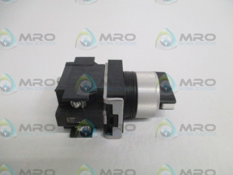 FUJI ELECTRIC AK22-1 SELECTOR SWITCH NSNP