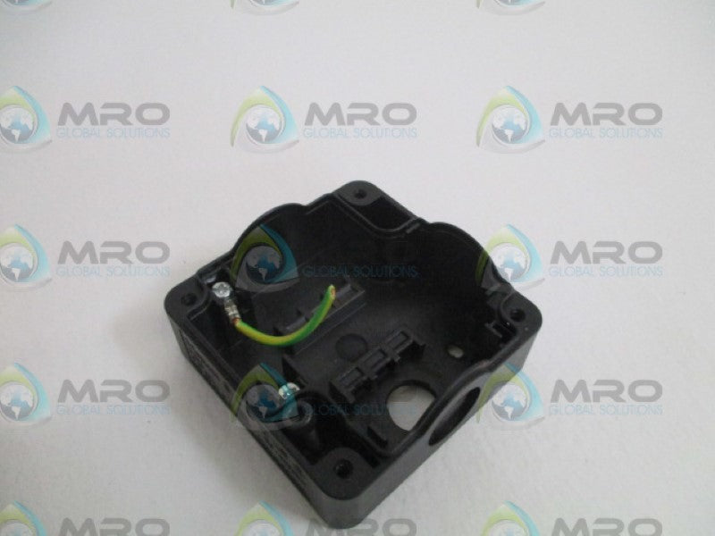 KLOCKNER MOELLER FAK RED PALM PUSHBUTTON SWITCH ENCLOSURE UNMP
