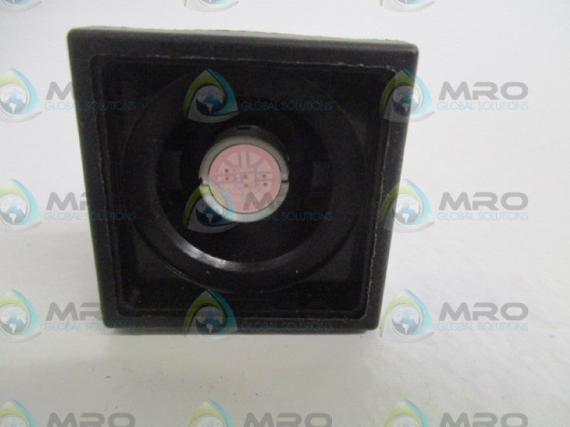 FUJI ELECTRIC DR22F3ME3 SQUARE FLUSH MOUNT PILOT LIGHT (AS PICTURED) UNMP