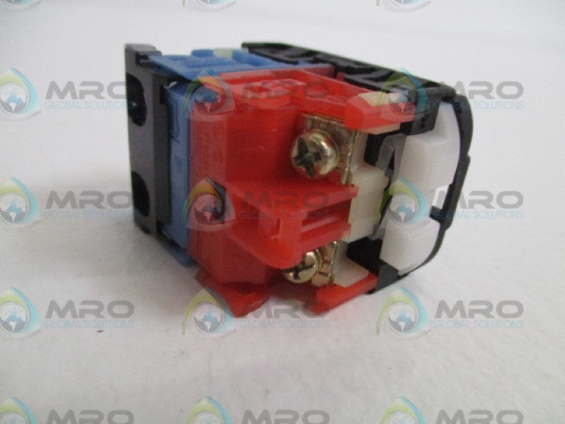 FUJI ELECTRIC AR22S2R PUSHBUTTON BODY (AS PICTURED) UNMP
