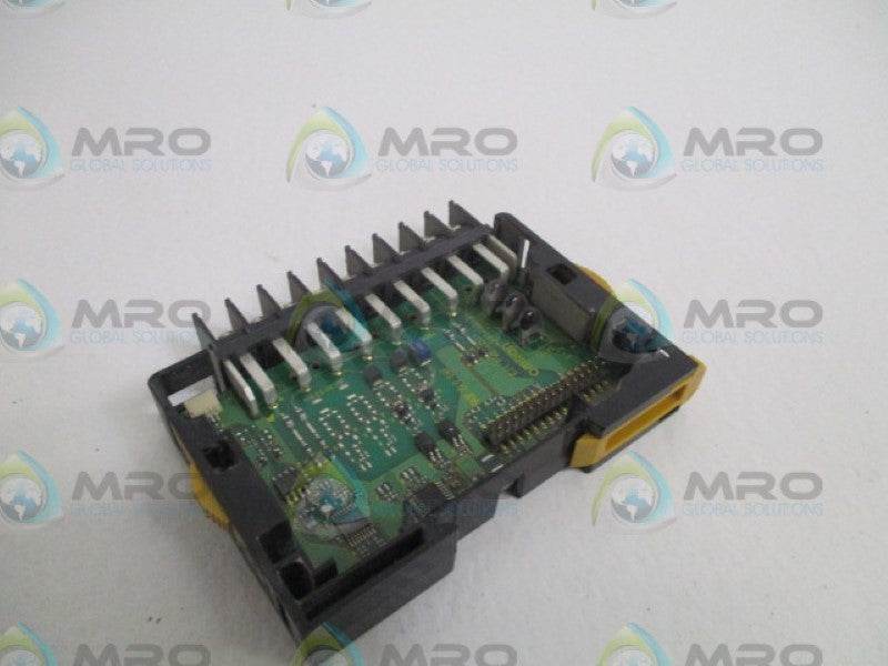 OMRON EJ1C-EDUA-NFLK TEMPERATURE CONTROLLER END UNIT UNMP