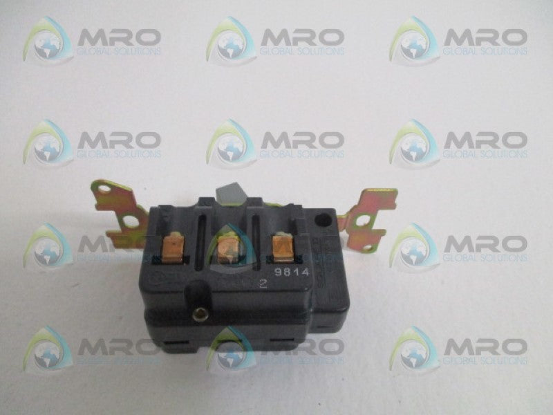SQUARE D 2510-K0-2 MANUAL MOTOR STARTER SWITCH(MISSING ACCESSORIES)NSNP