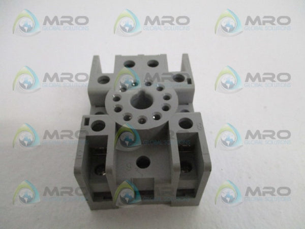 IDEC SR3P-05C RELAY SOCKET UNMP