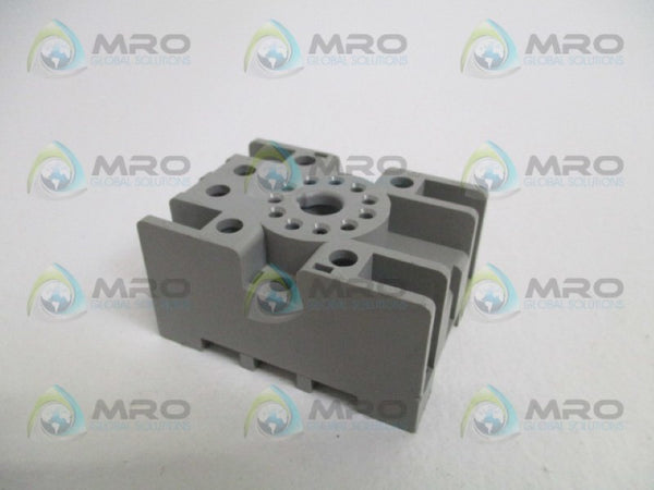 IDEC SR3P-05C RELAY SOCKET UNMP