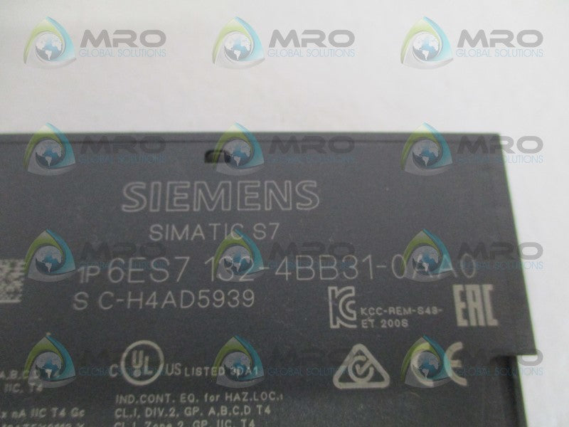 SIEMENS SIMATIC S7 6ES7132-4BB31-0AA0 OUTPUT MODULE (AS PICTURED) NSNP
