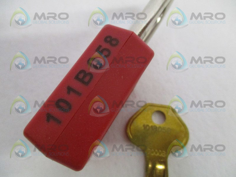 MASTER LOCK 410MKW7000REDLZ1 101B058 PADLOCK NSMP