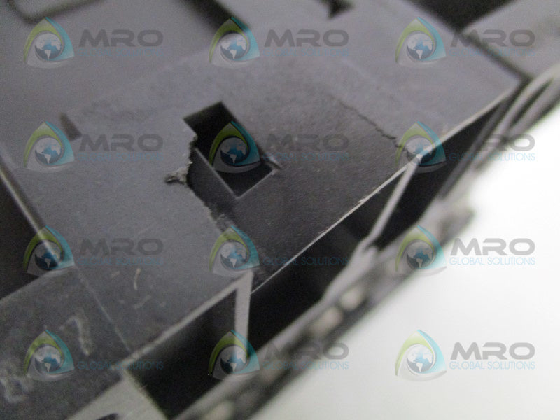SIEMENS 3RA2327-8XB30-1BB4 REVESING CONTACTOR 24VDC (AS PICTURED) NSNP
