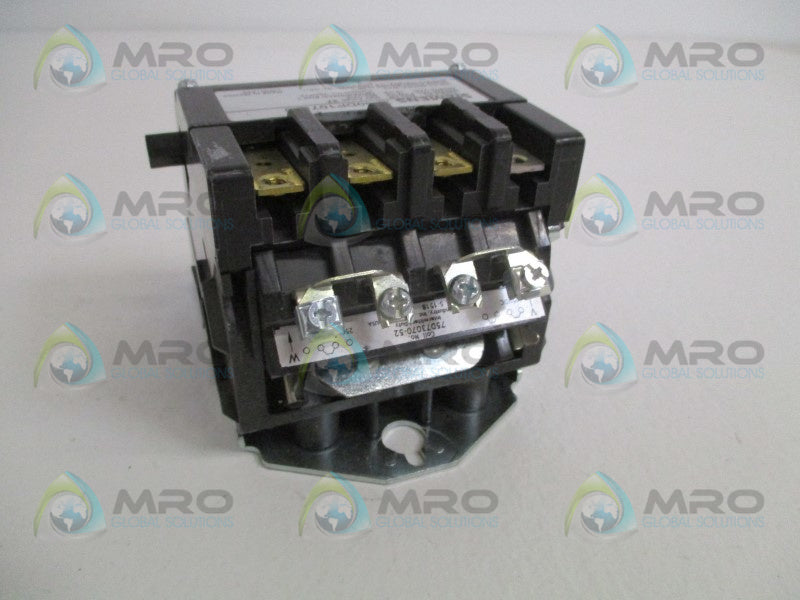 SIEMENS 40DP107570 CONTACTOR (MISSING ACCESSORIES) NSNP