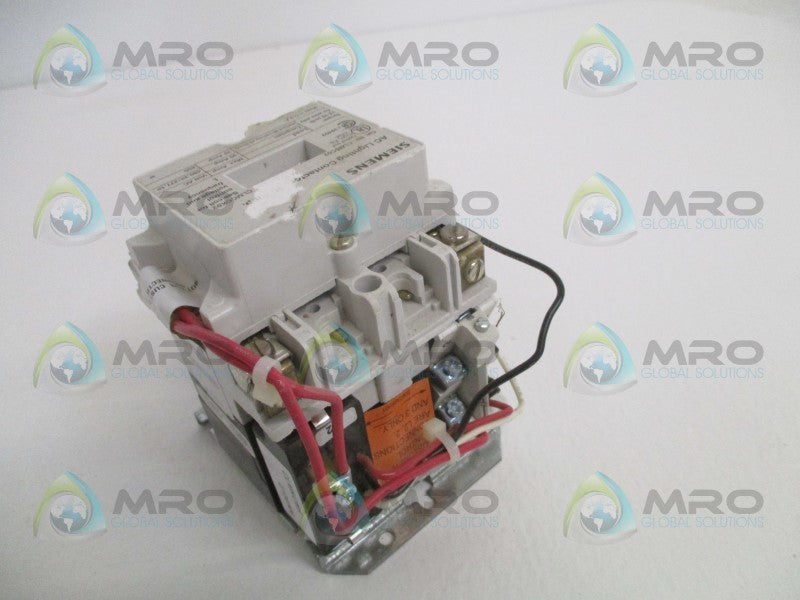 SIEMENS CLM0C02 AC LIGHTING CONTACTOR UNMP