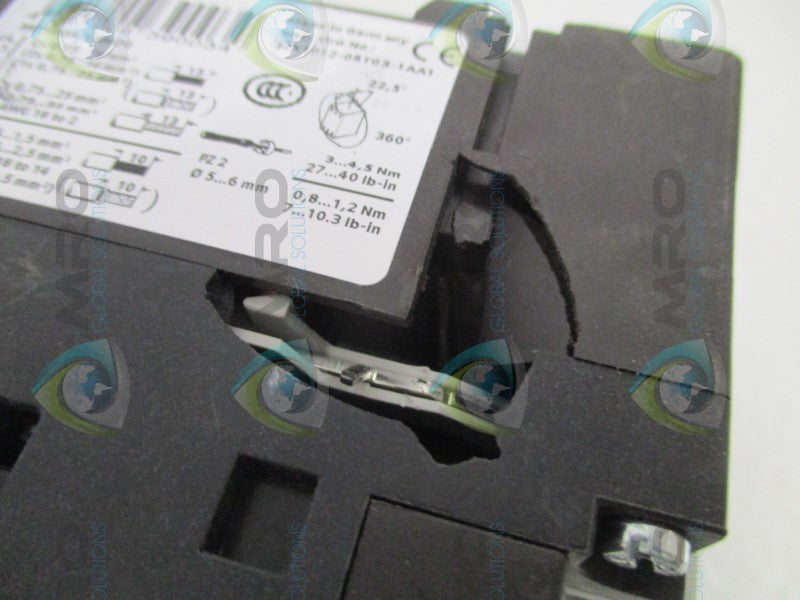SIEMENS 3RT1035-1AM20 CONTACTOR 208V (AS PICTURED)  NSNP