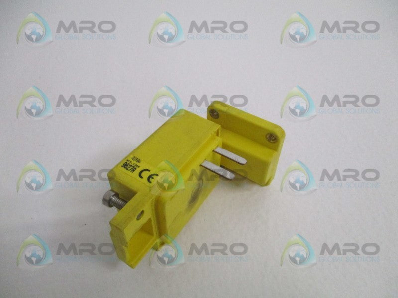 BANNER MAXI-BEAM R2PBA POWER BLOCK  UNMP