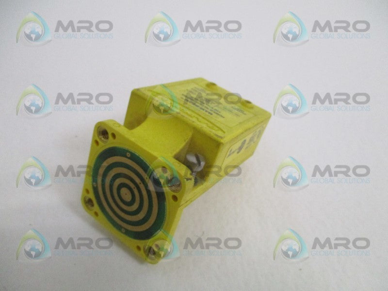 BANNER MAXI-BEAM R2PBA POWER BLOCK  UNMP