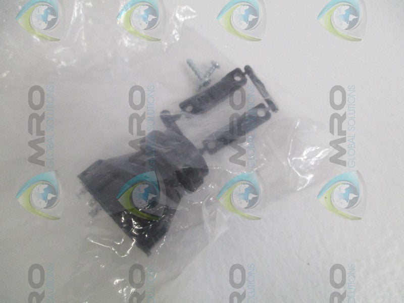 AMP 206138-1 CABLE CLAMP  NSMP