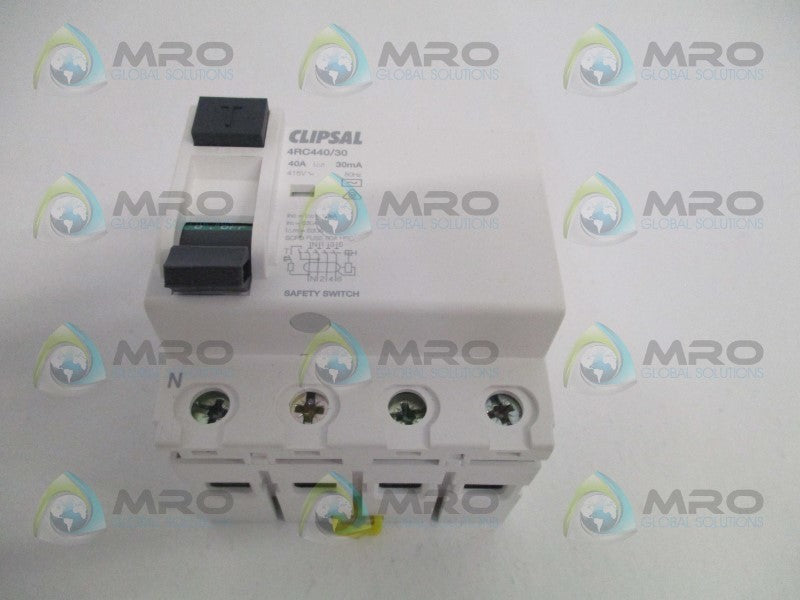 CLIPSAL 4RC440/30 SAFETY SWITCH  NSMP