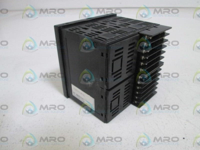 FUJI ELECTRIC TEMPERATURE CONTROLLER PXG9EYY1-MVYA1 UNMP