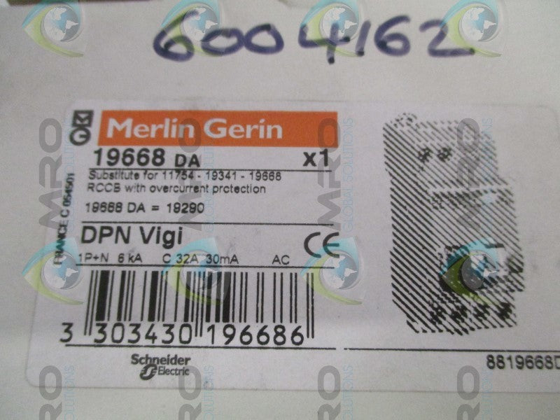 MERLIN GERIN 19668 CIRCUIT BREAKER 32A  NSMP