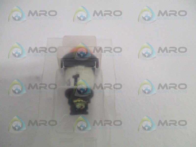 FUJI ELECTRIC DR22D0L-E3A AMBER INDICATOR LIGHT  NSNP IN ORGINAL PACKAGE