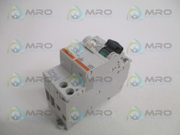 MERLIN GERING 19666 CIRCUIT BREAKER 20A  NSMP