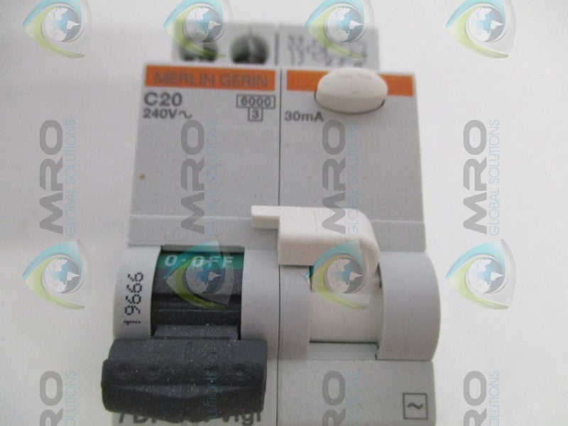 MERLIN GERING 19666 CIRCUIT BREAKER 20A  NSMP