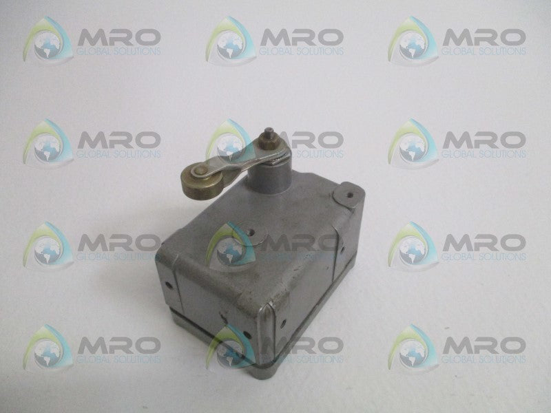 MICROSWITCH OP-AR SPLASH PROOF SWITCH (GREY) UNMP