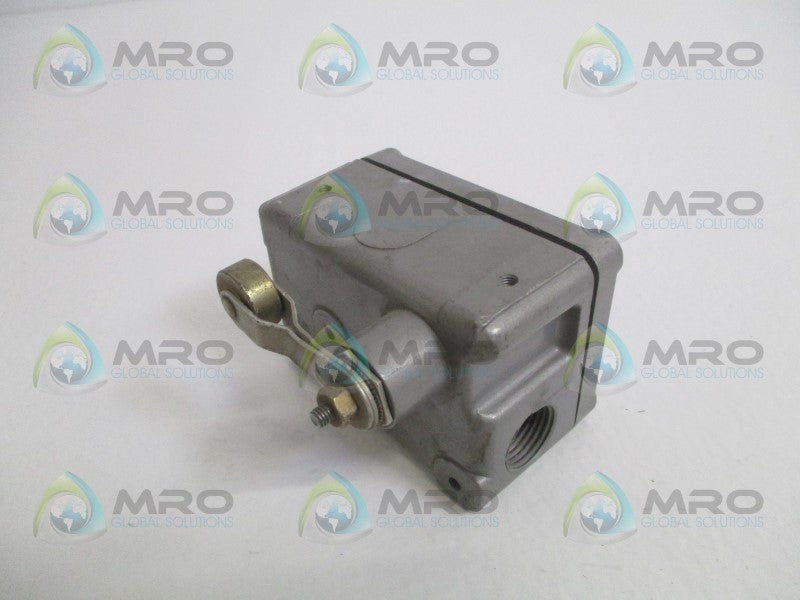 MICROSWITCH OP-AR SPLASH PROOF SWITCH (GREY) UNMP