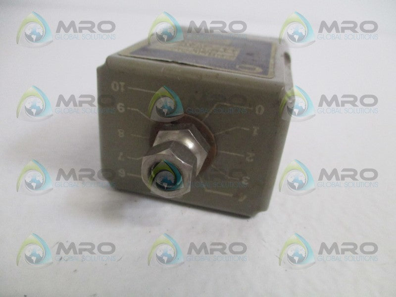 SYRACUSE ELECTRONICS TNR00303 TIMER RELAY 5SEC (AS PICTURED) UNMP