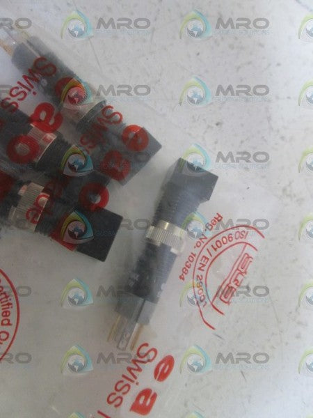 LOT OF 4 EAO PUSHBUTTON 19-451.035 NSNP IN BAG