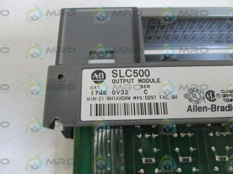 INDUSTRIAL SPARE PART SLC 500 1746-OV32 SER. C OUTPUT MODULE  NSMP