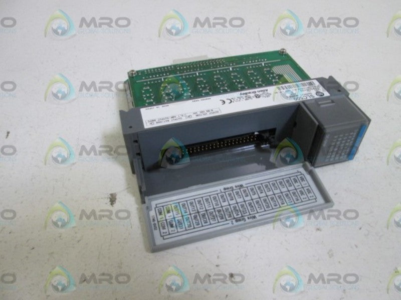 INDUSTRIAL SPARE PART SLC 500 1746-OV32 SER. C OUTPUT MODULE  NSMP