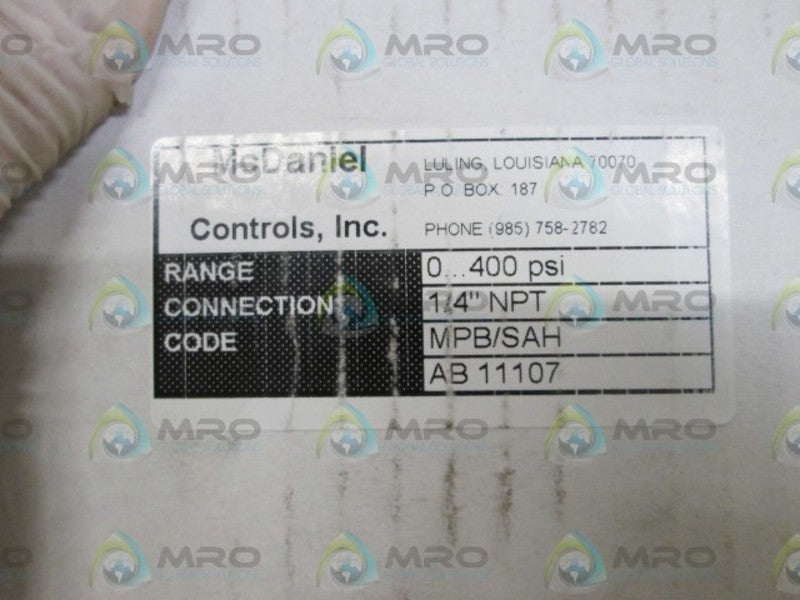 MC DANIEL CONTROLS, INC. GAUGE 0-400PSI 1/2" MPB/SAH NSMP