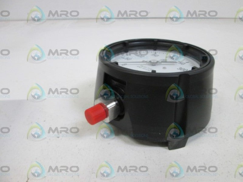 MC DANIEL CONTROLS, INC. GAUGE 0-400PSI 1/2" MPB/SAH NSMP