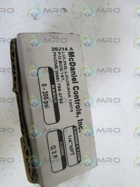 MC DANIEL CONTROLS, INC. GAUGE 1/4" NPT 0-200PSI Q3F NSMP