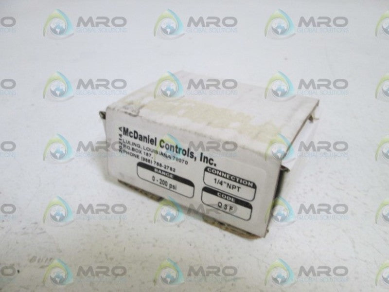 MC DANIEL CONTROLS, INC. GAUGE 1/4" NPT 0-200PSI Q3F NSMP