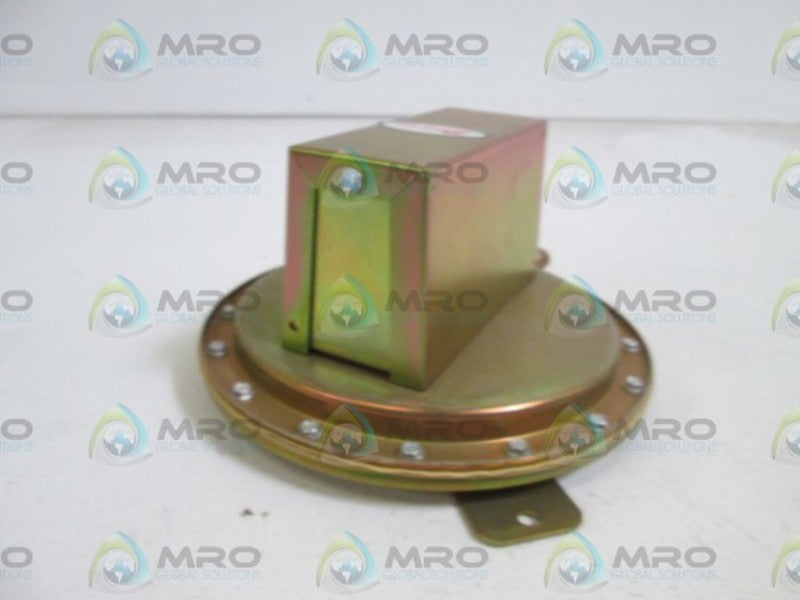 DWYER PRESSURE SWITCH 1627-20-MIL  NSMP