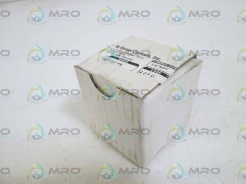 MC DANIEL CONTROLS, INC. GAUGE 1/4" NPT 0-200PSI Q3FU NSMP