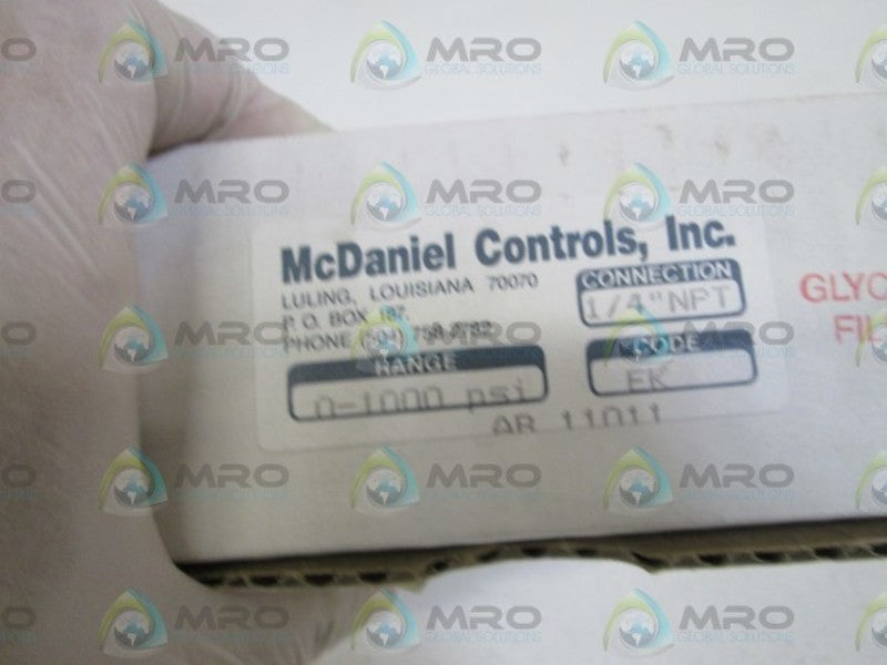 MC DANIEL CONTROLS, INC.  GAUGE 1/4" NPT 0-1000 PSI EK NSMP