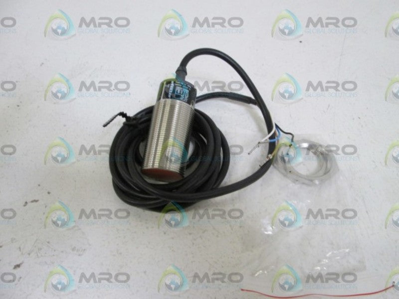 IFM EFECTOR II5162 INDUCTIVE PROXIMITY SENSOR NSMP