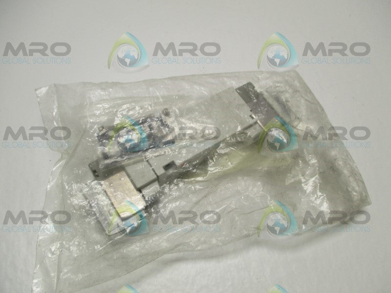 SMC SYJ5440-1LOZ SOLENOID VALVE  NSMP