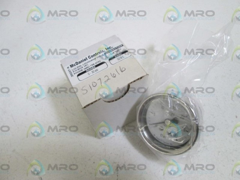 MC DANIEL CONTROLS, INC. GAUGE 1/4" NPT 0-30PSI Q3BC NSMP