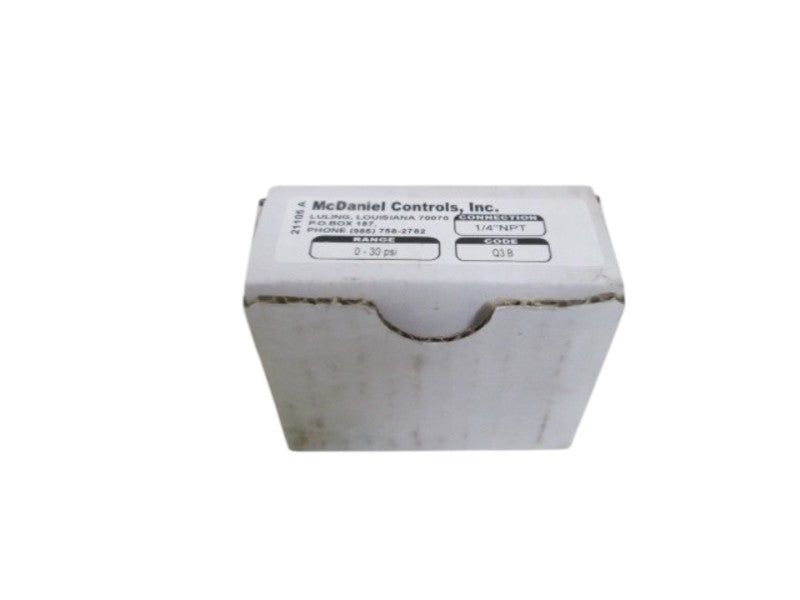MC DANIEL CONTROLS. INC. GAUGE 1/4" NPT 0-30PSI Q3B NSMP