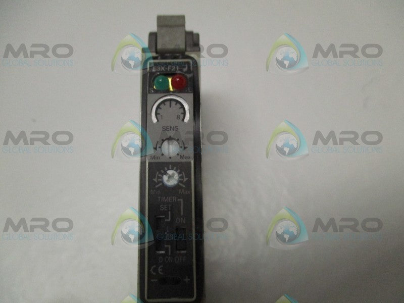 OMRON E3X-F21 PHOTOELEC.  SENSOR AMPLIFIER (MISSING ACCESSORIES)  NSNP