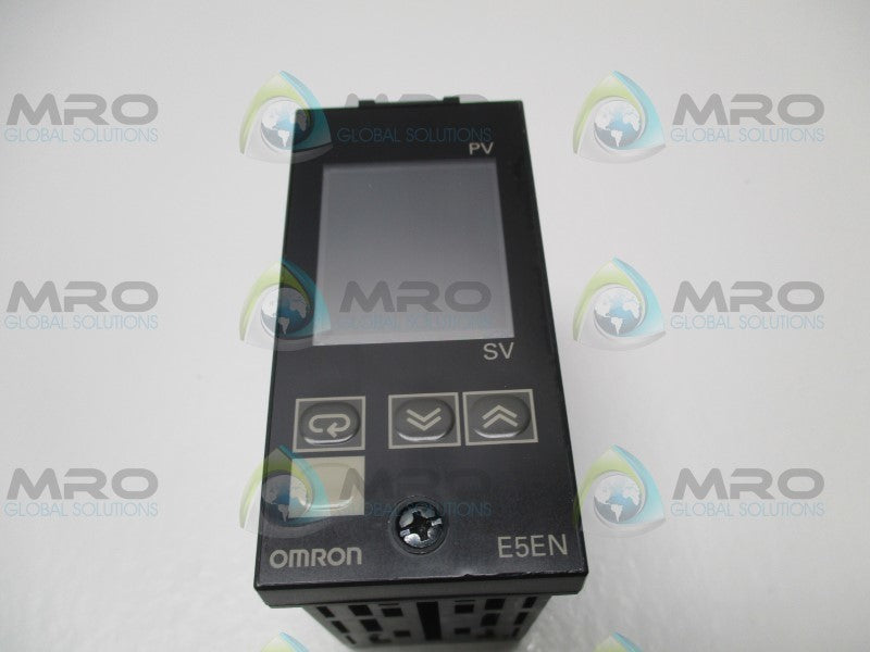 OMRON E5EN-R3HTC TEMPERATURE CONTROLLER (MISSING ACCESSORIES)  NSNP