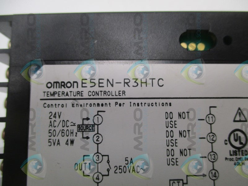 OMRON E5EN-R3HTC TEMPERATURE CONTROLLER (MISSING ACCESSORIES)  NSNP