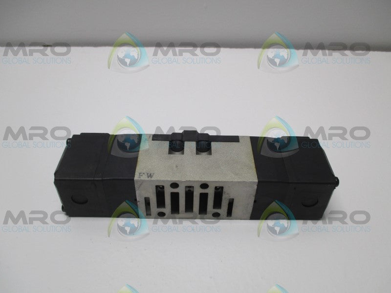 SMC VS7-6-FJG-D-3Z SOLENOID VALVE (AS PICTURED)  NSNP