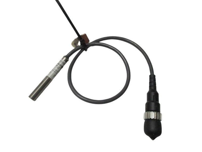 OMRON E2FM-X1R5D1-M1GJ PROXIMITY SENSOR (MISSING ACCESSORIES)  NSNP