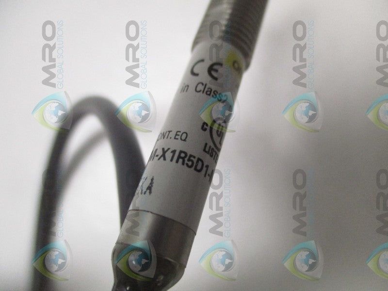 OMRON E2FM-X1R5D1-M1GJ PROXIMITY SENSOR (MISSING ACCESSORIES)  NSNP
