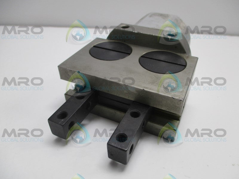 KONDOH HA-4M HAND & CHUCK PNEUMATIC GRIPPER  UNMP