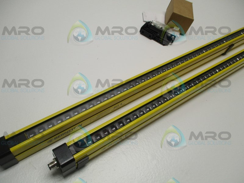 BERNSTEIN SOC4-30ES-S15-0800-DPS LIGHT CURTAIN SENDER/RECEIVER  NSMP